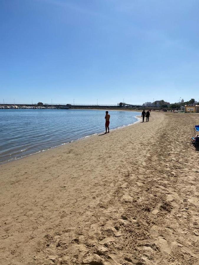 Apartamento A 3 Minutos De La Playa Torrevieja Luaran gambar